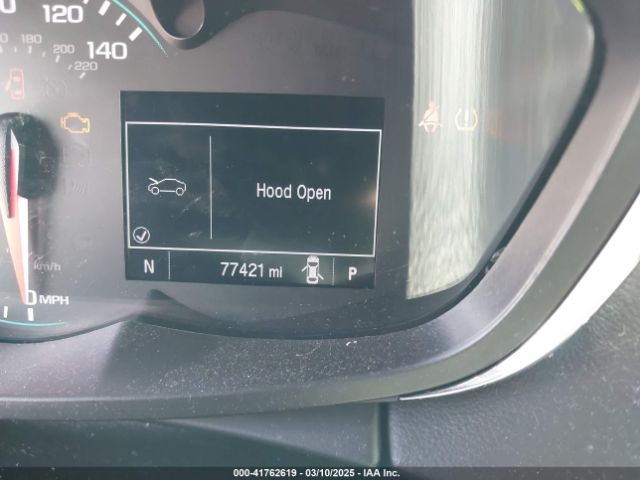 3GNCJKSB4JL147759 Chevrolet TRAX LS
