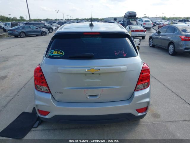 3GNCJKSB4JL147759 Chevrolet TRAX LS