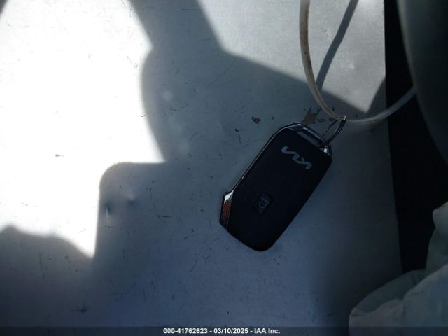 KNDJ33AU9P7881801 KIA SOUL EX
