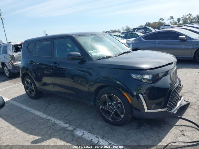 KNDJ33AU9P7881801 KIA SOUL EX
