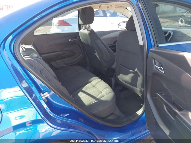 1G1JD5SH5J4113776 Chevrolet Sonic Lt Auto