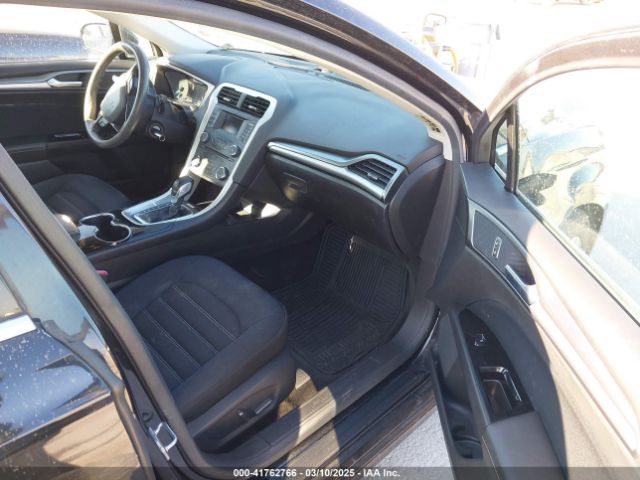3FA6P0H78FR169608 Ford FUSION SE