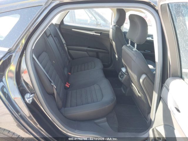 3FA6P0H78FR169608 Ford FUSION SE