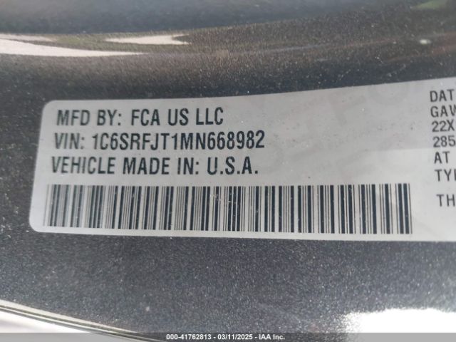 1C6SRFJT1MN668982 RAM 1500 Laramie  4x4 5'7 Box