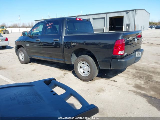 1C6RR7KG1JS106180 RAM 1500 Tradesman  4x4 5'7 Box