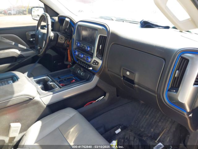 3GCUKSEC1JG518593 Chevrolet Silverado 1500 2lz