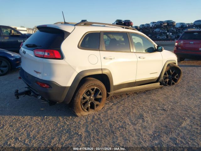 1C4PJMBSXGW220190 Jeep Cherokee Trailhawk
