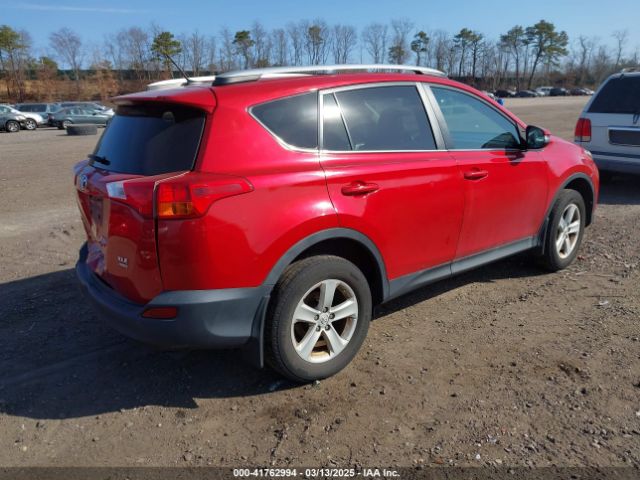 2T3RFREV5EW144600 Toyota Rav4 Xle