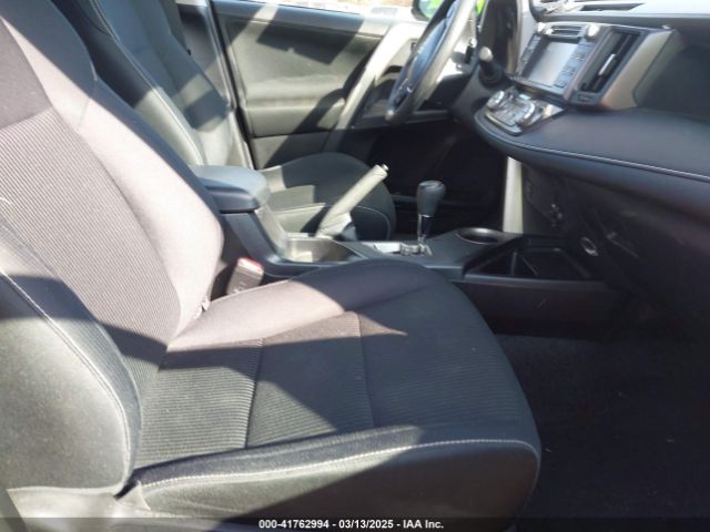 2T3RFREV5EW144600 Toyota Rav4 Xle