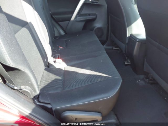 2T3RFREV5EW144600 Toyota Rav4 Xle