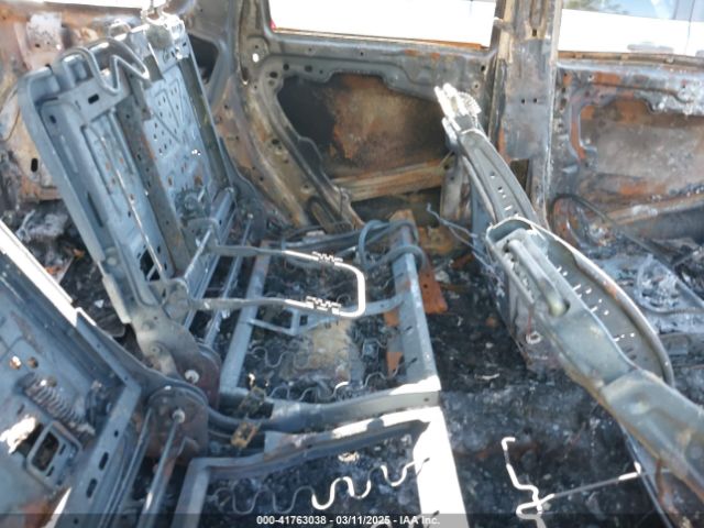 1C4RJEAG6GC499568 Jeep Grand Cherokee Laredo