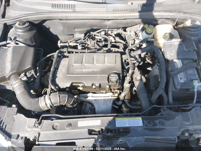 1G1PC5SB6F7172091 Chevrolet Cruze 1lt Auto