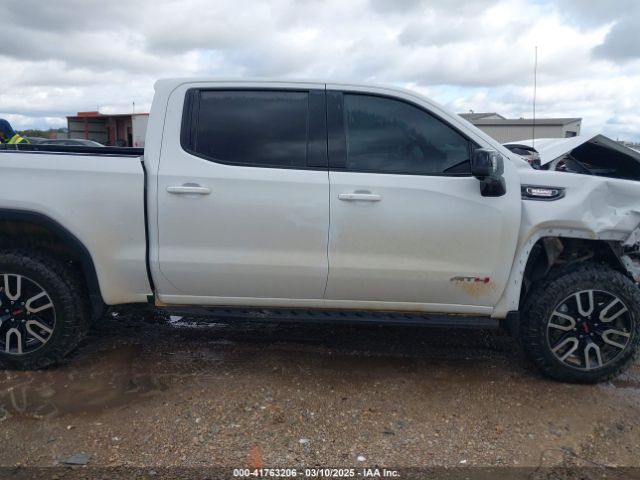 3GTUUEE8XRG108099 GMC Sierra 1500 4wd  Short Box At4