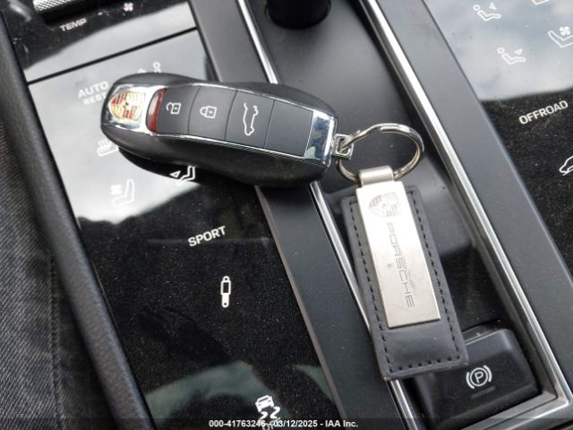 WP1AG2A53RLB40611 Porsche MACAN S