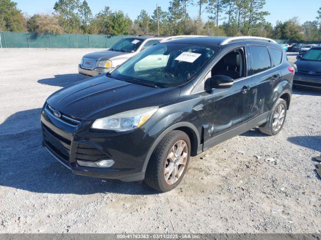 1FMCU9J95EUC65558 Ford Escape Titanium