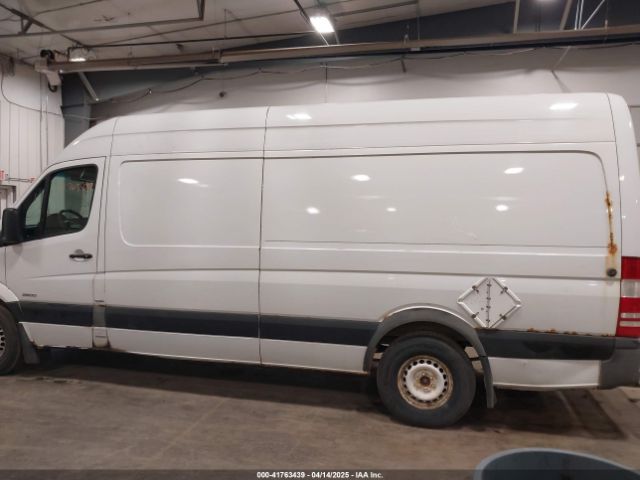 WD3PE8DE7E5898671 Mercedes-Benz Sprinter 2500 High Roof