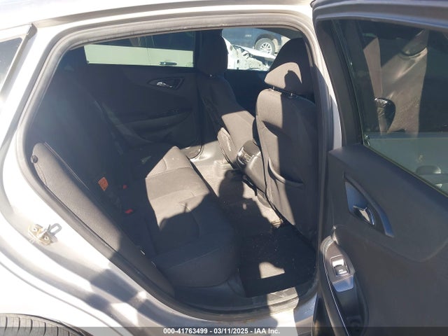 1G1ZD5ST0KF173011 Chevrolet MALIBU LT