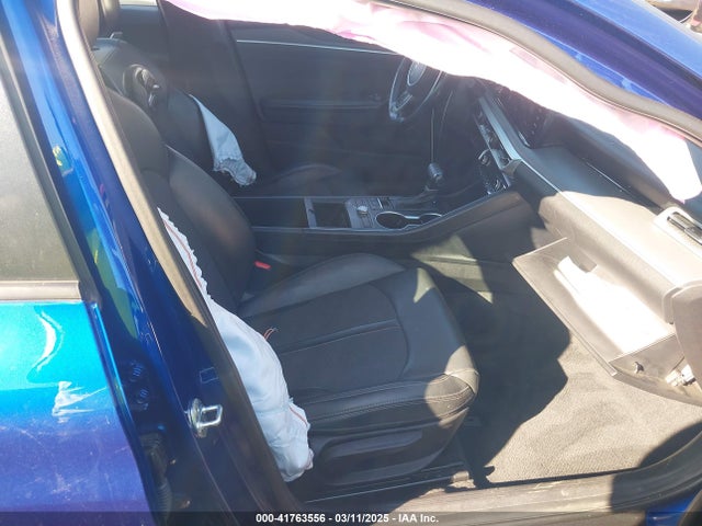 5XXG64J21NG154663 KIA K5 Gt-line