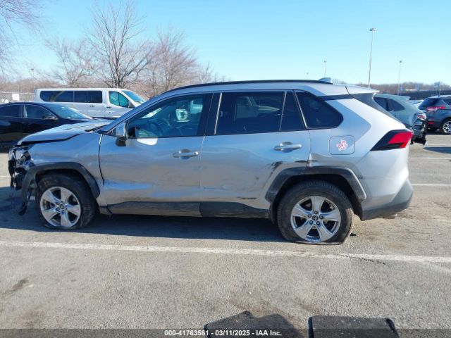 2T3W1RFV1LC052172 Toyota Rav4 Xle