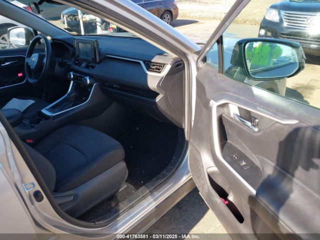 2T3W1RFV1LC052172 Toyota Rav4 Xle