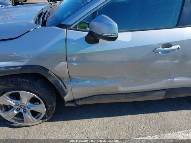 2T3W1RFV1LC052172 Toyota Rav4 Xle