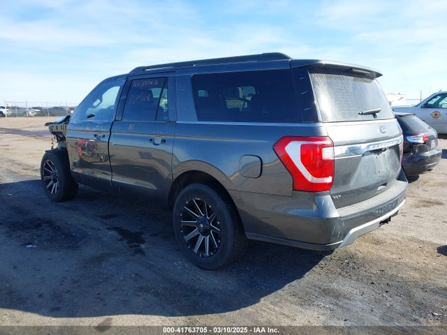 1FMJK1JT1JEA28774 Ford Expedition Max Xlt