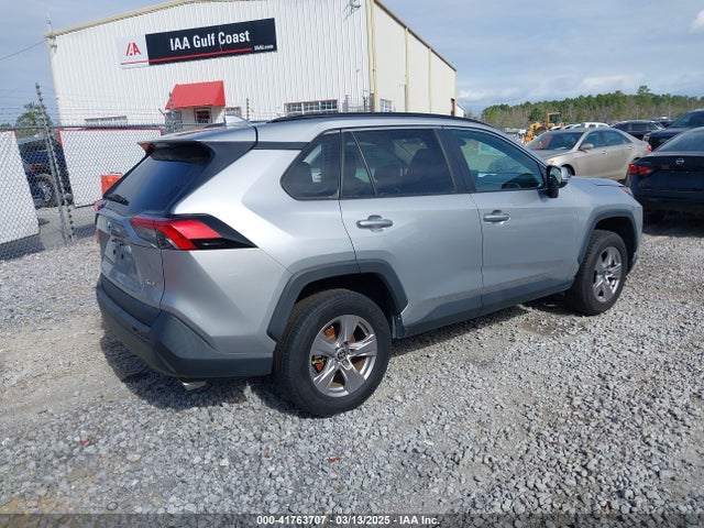 Toyota Rav4 Xle 2022 2T3W1RFVXNW191038 Image 4