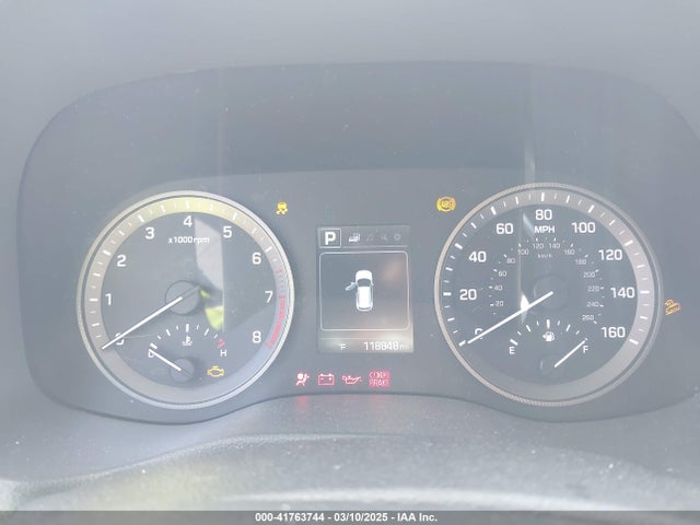 KM8J33A48GU089197 Hyundai TUCSON SE