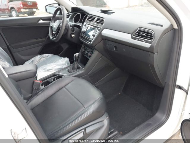 3VV1B7AX5MM086946 Volkswagen Tiguan 2.0t S