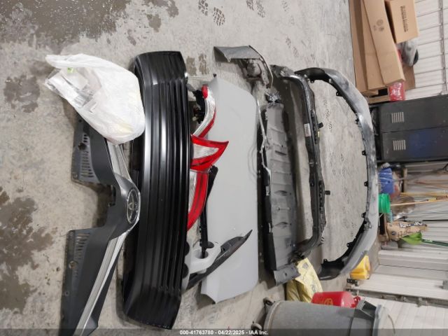 5TDKZ3DC4JS948422 Toyota Sienna Le 8 Passenger