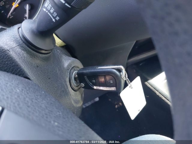 NMTKHMBXXLR108905 Toyota C-HR LE