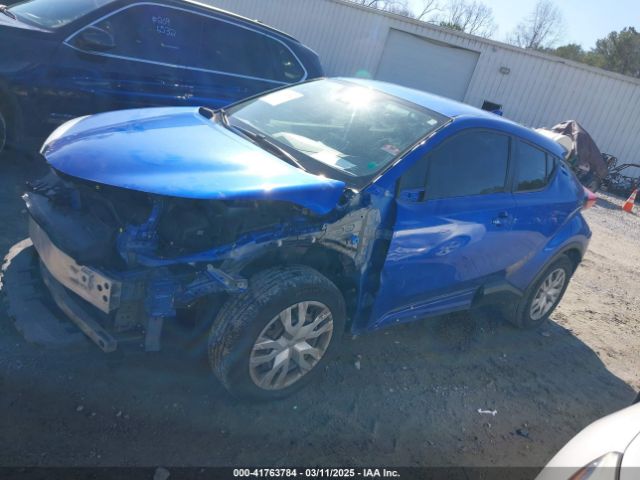 NMTKHMBXXLR108905 Toyota C-HR LE