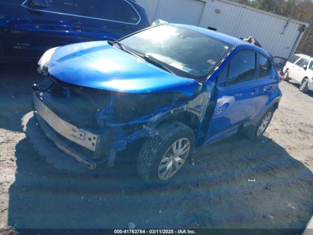 NMTKHMBXXLR108905 Toyota C-HR LE