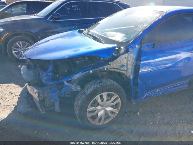 NMTKHMBXXLR108905 Toyota C-HR LE