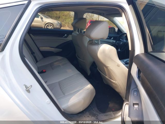 1HGCV3F99KA006657 Honda Accord Hybrid Touring