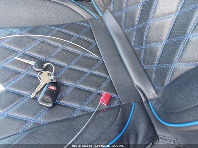 KMHD74LF9JU492148 Hyundai ELANTRA SE