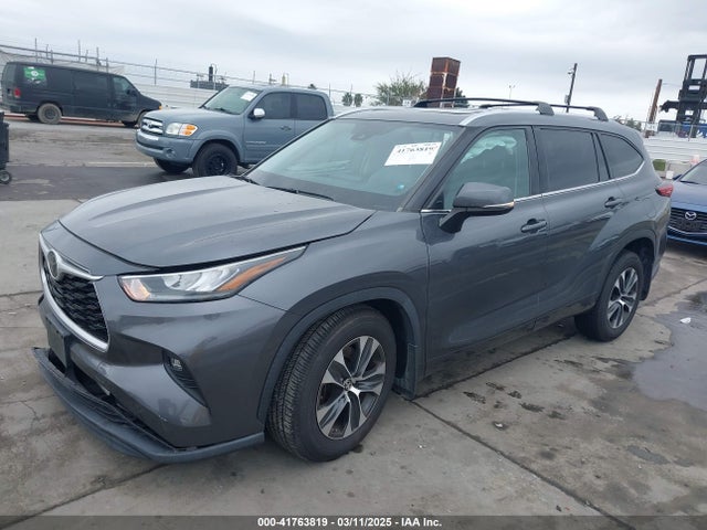 5TDHZRAH5LS004127 Toyota Highlander Xle