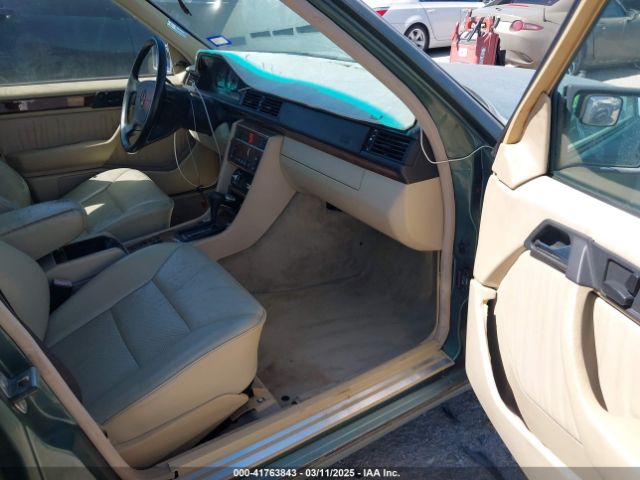 1992 MERCEDES-BENZ 400 WDBEA34E1NB738281 Photo 4