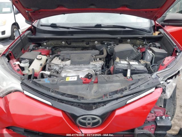 JTMZFREV1HJ125822 Toyota RAV4 LE