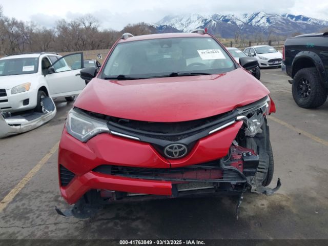 JTMZFREV1HJ125822 Toyota RAV4 LE
