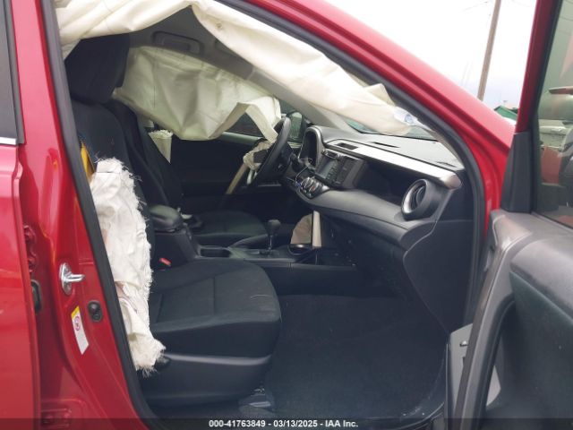 JTMZFREV1HJ125822 Toyota RAV4 LE