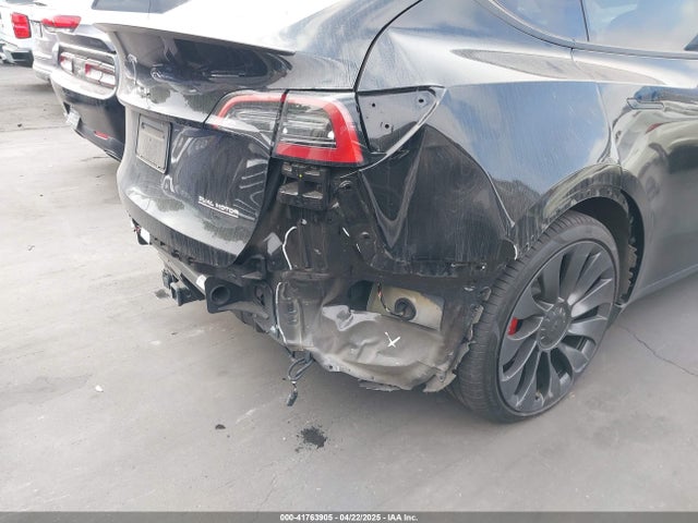 7SAYGDEF9NF529882 Tesla 2022