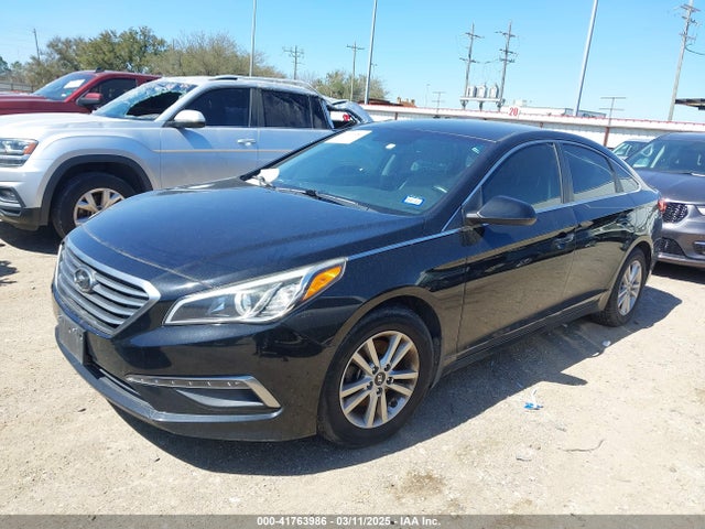 Hyundai SONATA SE 2015 5NPE24AFXFH241392 Image 2