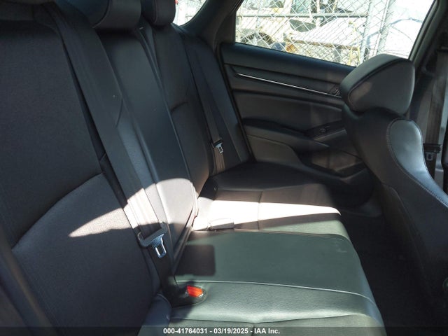 1HGCV1F33JA155466 Honda Accord Sport