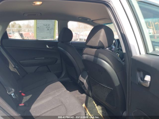 5XXGT4L34KG360277 KIA Optima Lx