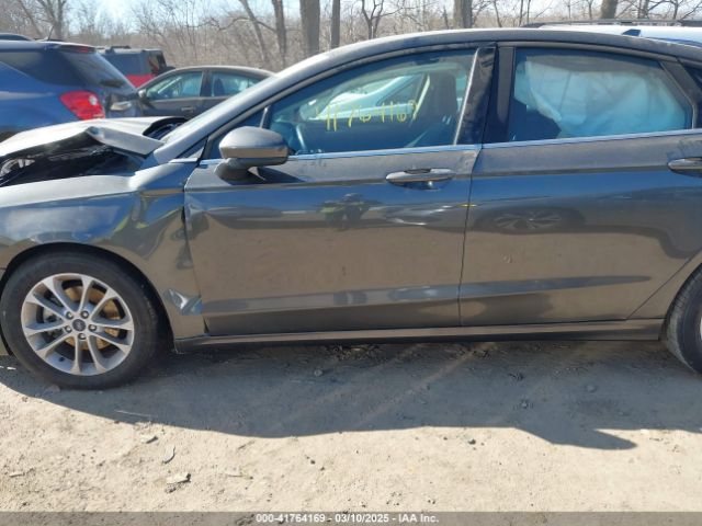 3FA6P0H74LR207234 Ford FUSION SE