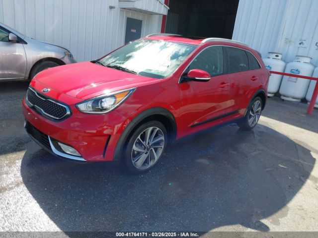 KNDCE3LC6J5119973 KIA Niro Touring