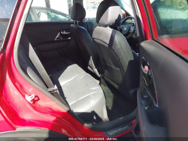 KNDCE3LC6J5119973 KIA Niro Touring