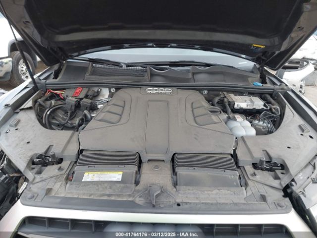 WA1LAAF73JD051839 Audi Q7 3.0t Premium