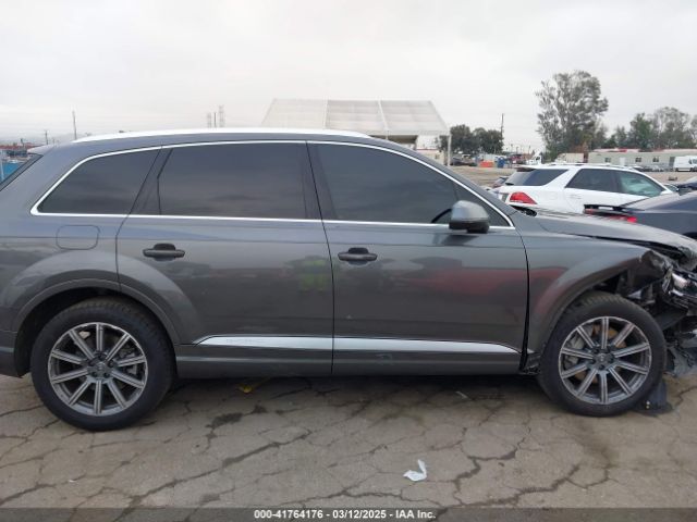 WA1LAAF73JD051839 Audi Q7 3.0t Premium
